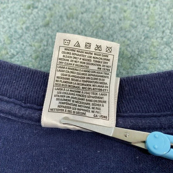 VINTAGE Disney Mickey Minnie Pluto Donald Goofy Rap T-Shirt Adult Large 90s VTG - Picture 8 of 10